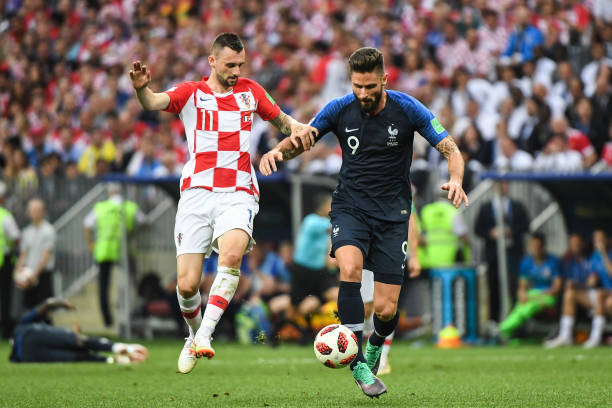 特别强调了 特别强调了