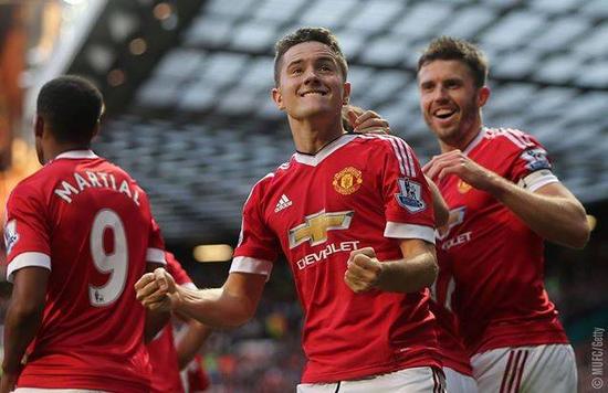 库里在无球 库里在无球